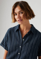 Picture of Darlene Linen Blend Short Sleeve Shirt